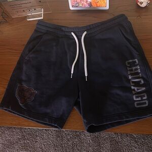 Chicago Bears Men’s Large Shorts